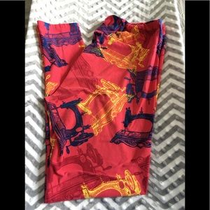 EUC TC Lularoe Sewing Machine Leggings